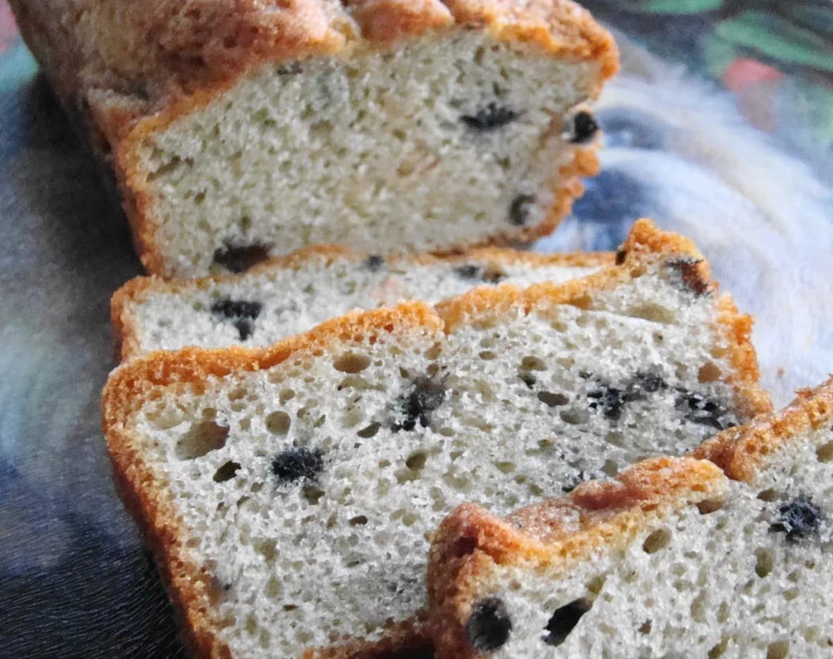 Budín de frutos rojos en freidora de aire