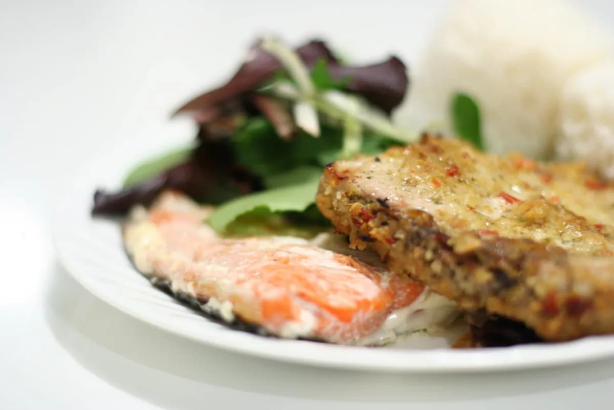 Filet de merluza con hierbas en freidora de aire